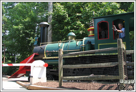 Geek Boy's Pic of a train