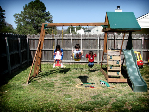 080326_swingin.jpg