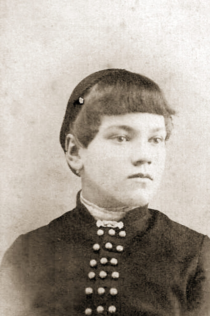 Elva Hardenburg Arnold