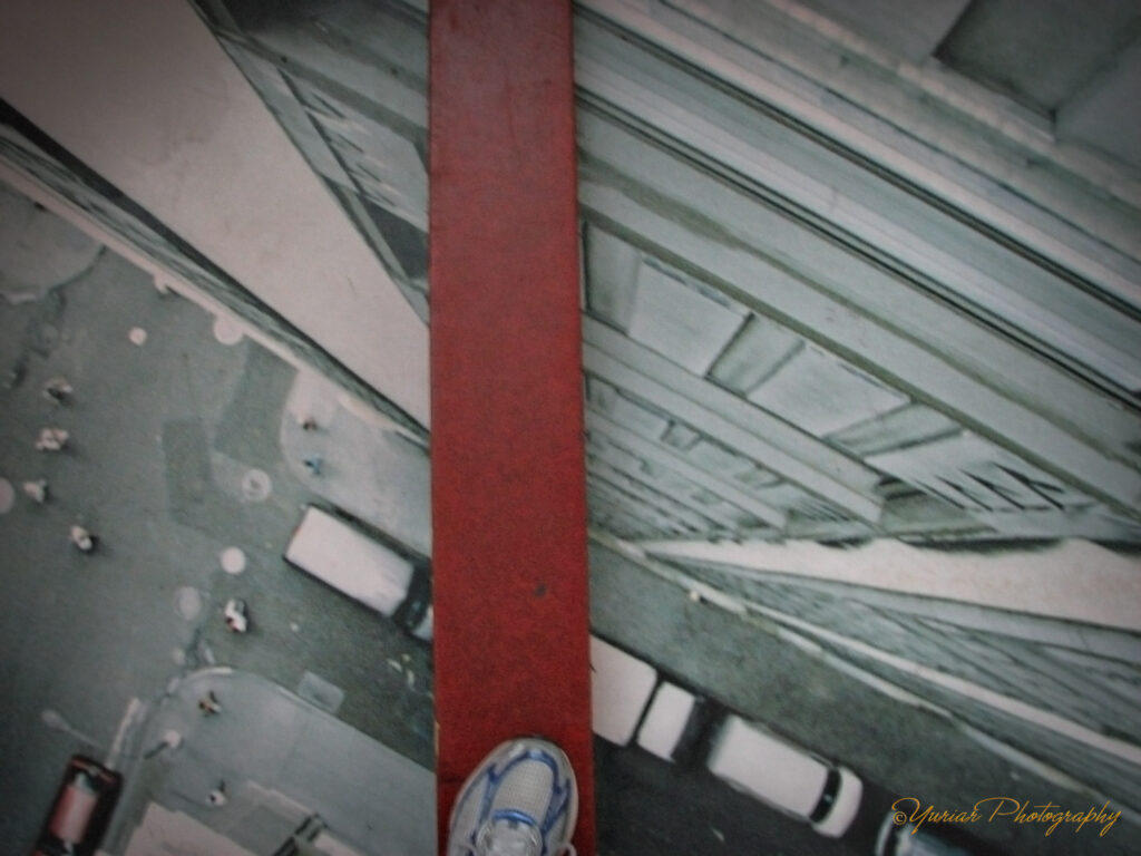 What ever you do, dont’ look down!