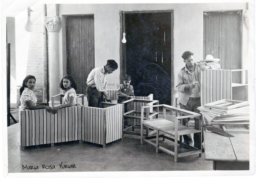 Maria Rosa Yuriar – at work